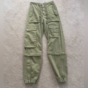 light cargo pants zara